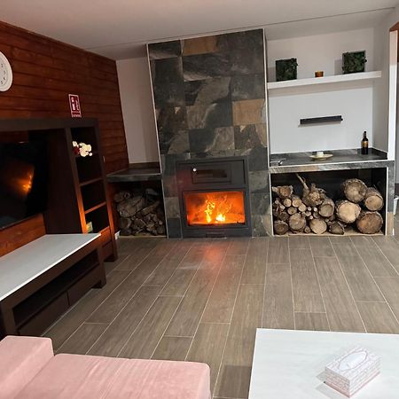 Casa Cristea Barranda Βίλα Καραβάκα ντε λα Κρουθ Εξωτερικό φωτογραφία