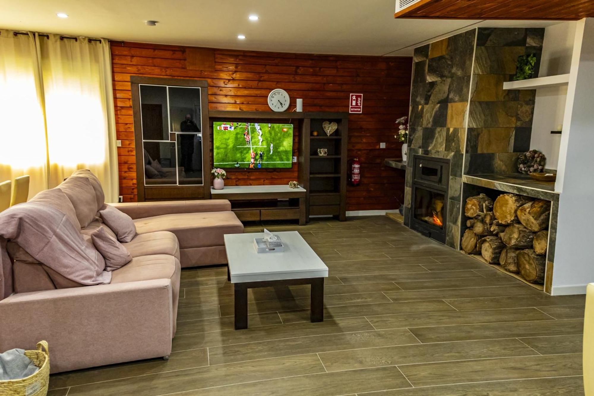 Casa Cristea Barranda Βίλα Καραβάκα ντε λα Κρουθ Εξωτερικό φωτογραφία